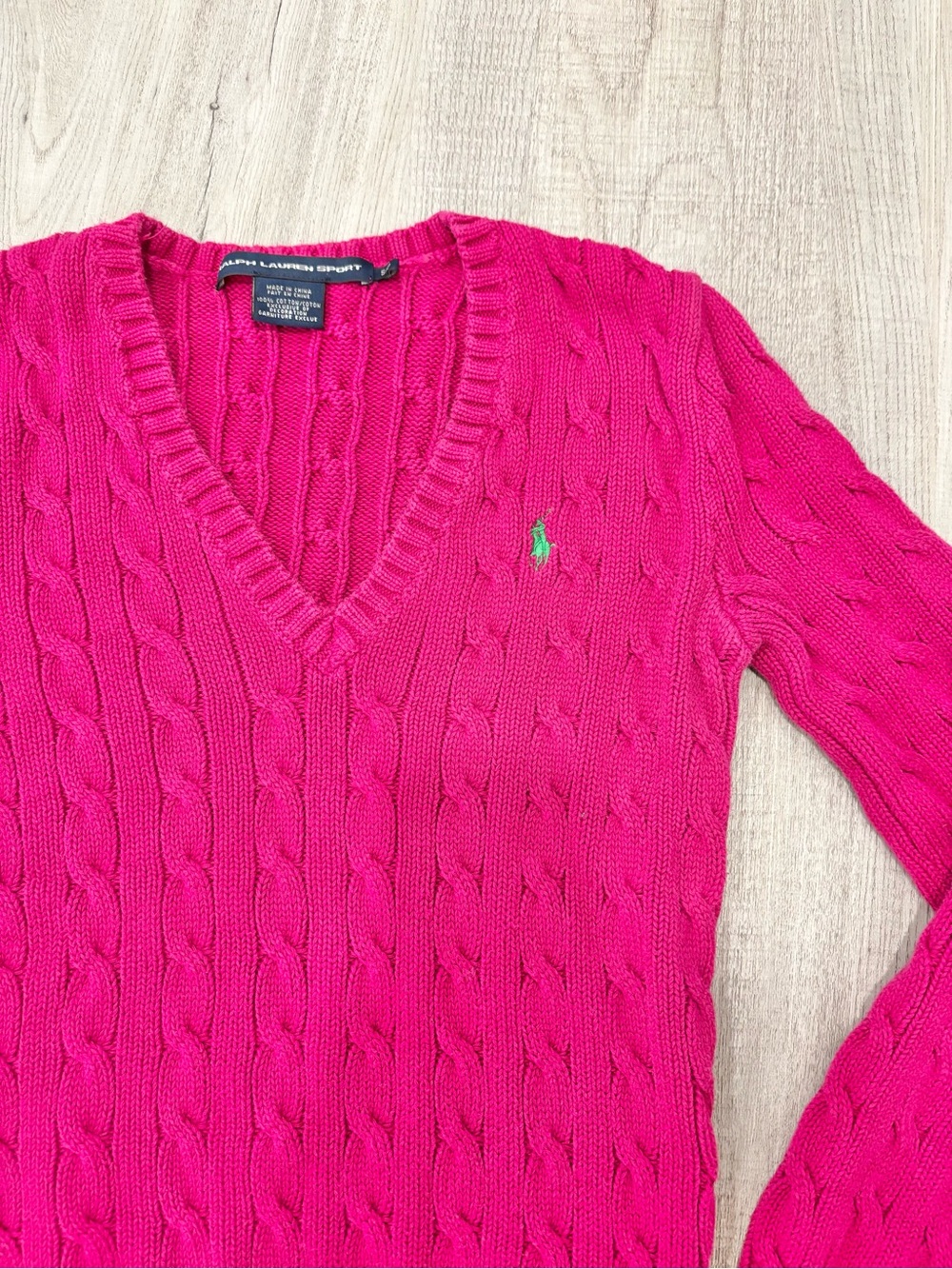 Ralph Lauren Vintage Pink V-Neck Cable Knit Sweater Small - Picture 3 of 7